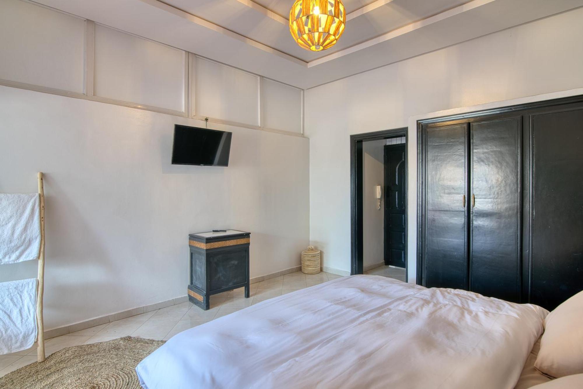 Pearl Surf Camp Morocco Hotel Imi Ouaddar Bagian luar foto